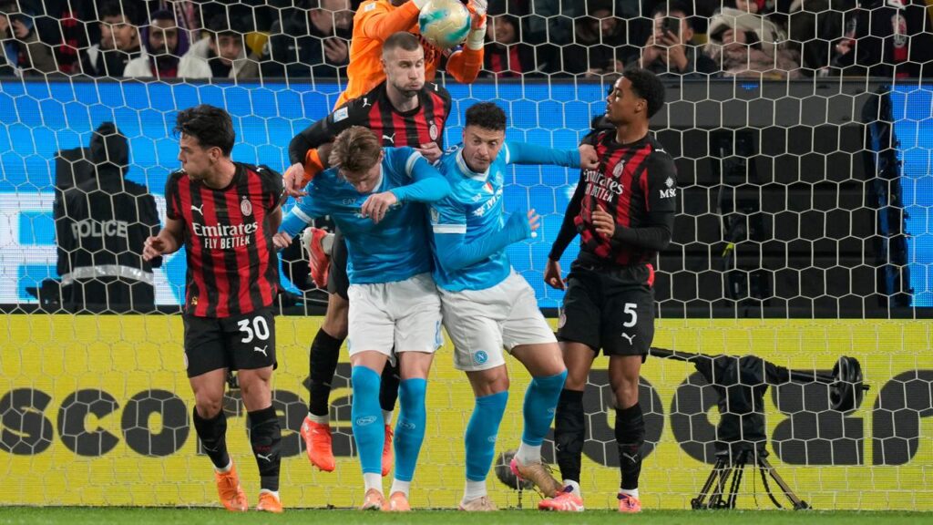 AC Milan Kalah 0 - 2 Saat Laga Vs Napoli, Allegri Ikut Buka Suara!