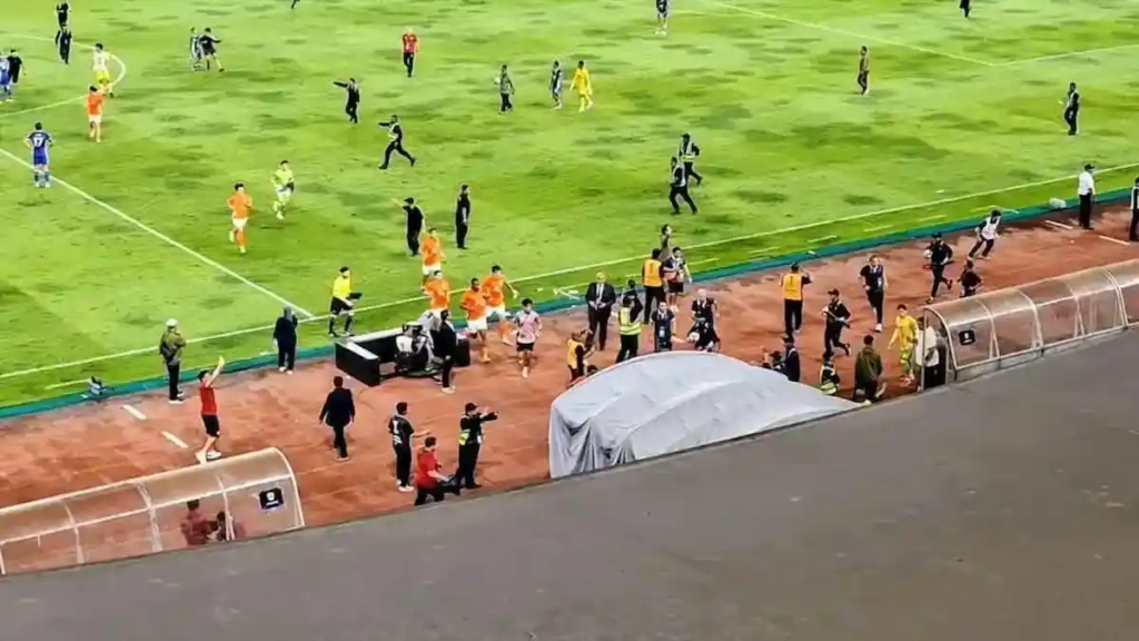 Persib Bertindak Tegas Tutup Tribune Selatan GBLA Setelah Insiden Lawan Ratchaburi