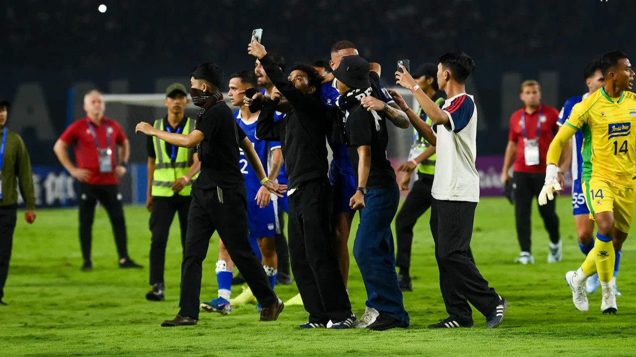Persib Bertindak