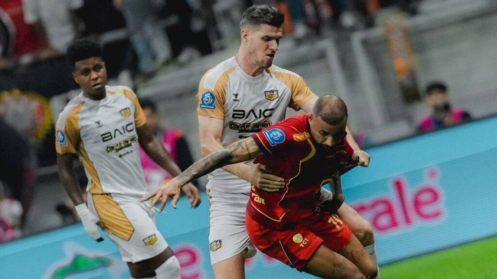 Drama Sengit! Persija Jakarta Ditahan Dewa United 1-1, Fans Auto Kecewa