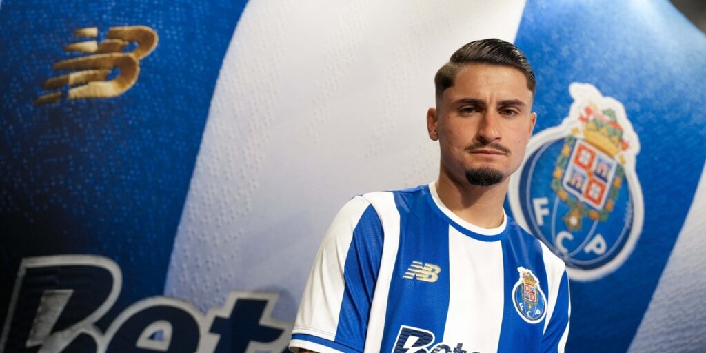 Akhirnya Pecah Telur! Borja Sainz Berkontribusi pada Gol FC Porto Setelah 10 Laga Tanpa Peran