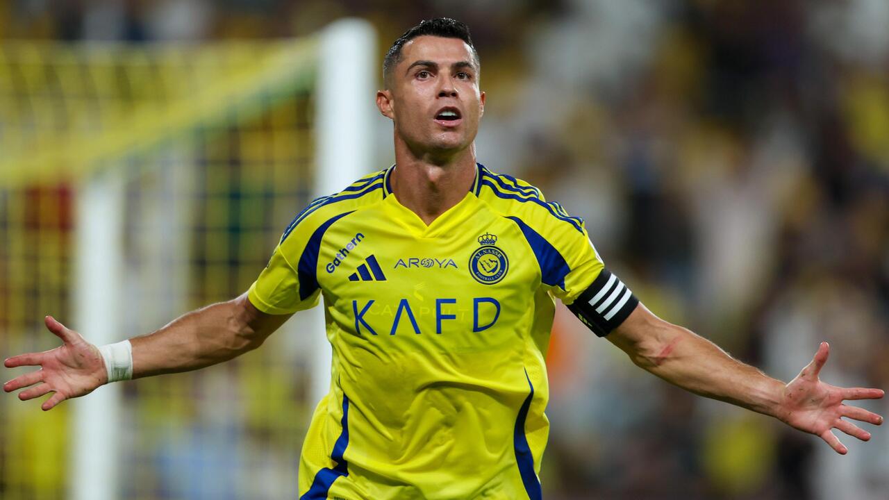Cristiano Ronaldo Bikin Heboh! Ucap “Bismillah” Sebelum Tendangan, Langsung Cetak Gol Spektakuler!