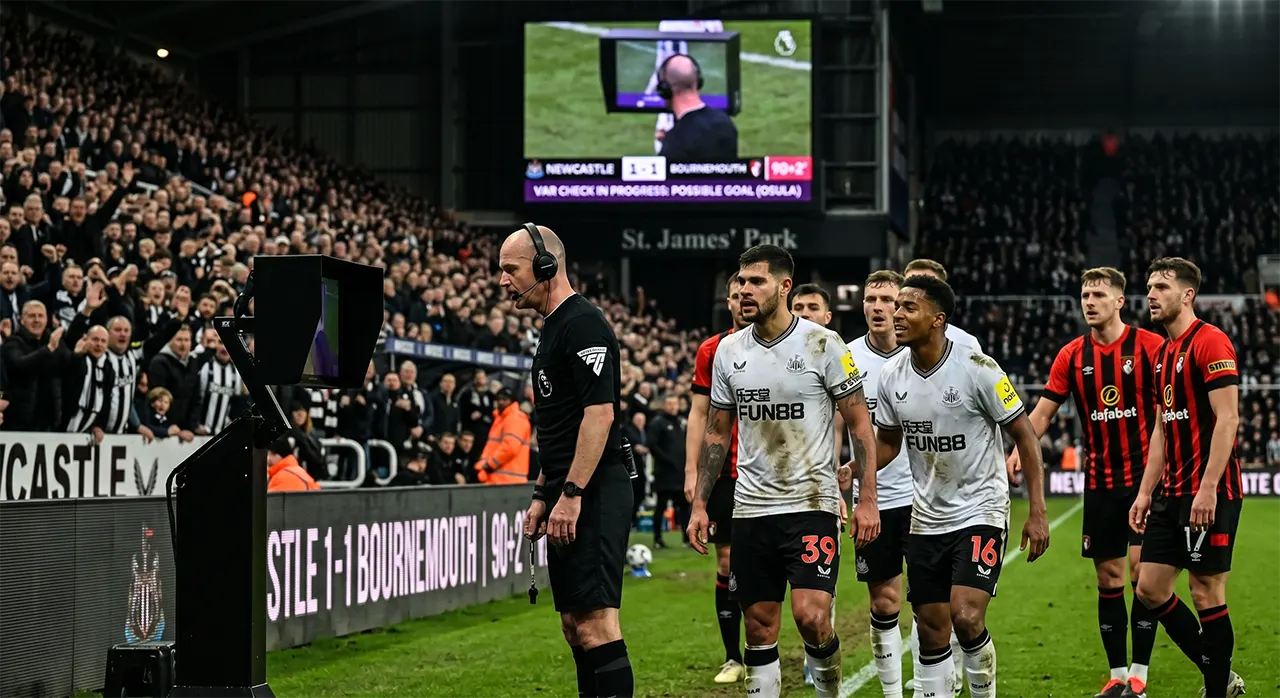 Drama Menit Akhir! Hasil Newcastle vs Bournemouth, VAR Sahkan Gol Osula?