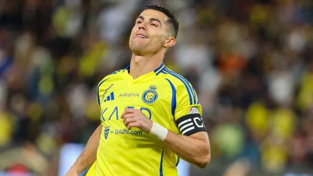 Cristiano Ronaldo Bikin Heboh! Ucap “Bismillah” Sebelum Tendangan, Langsung Cetak Gol Spektakuler!